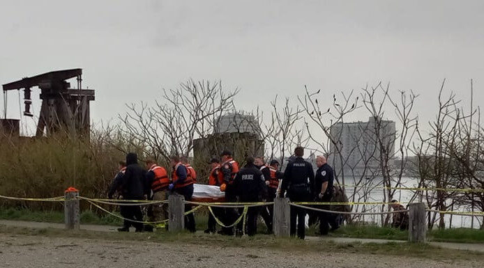 Body Discovered In St. Clair River at Desmond Landing